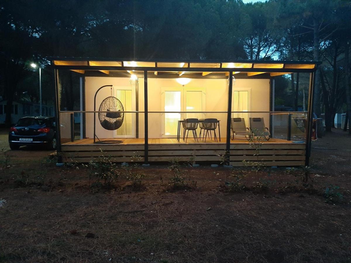 Lux Camp - Mobile Homes In Bi Village فاجانا المظهر الخارجي الصورة