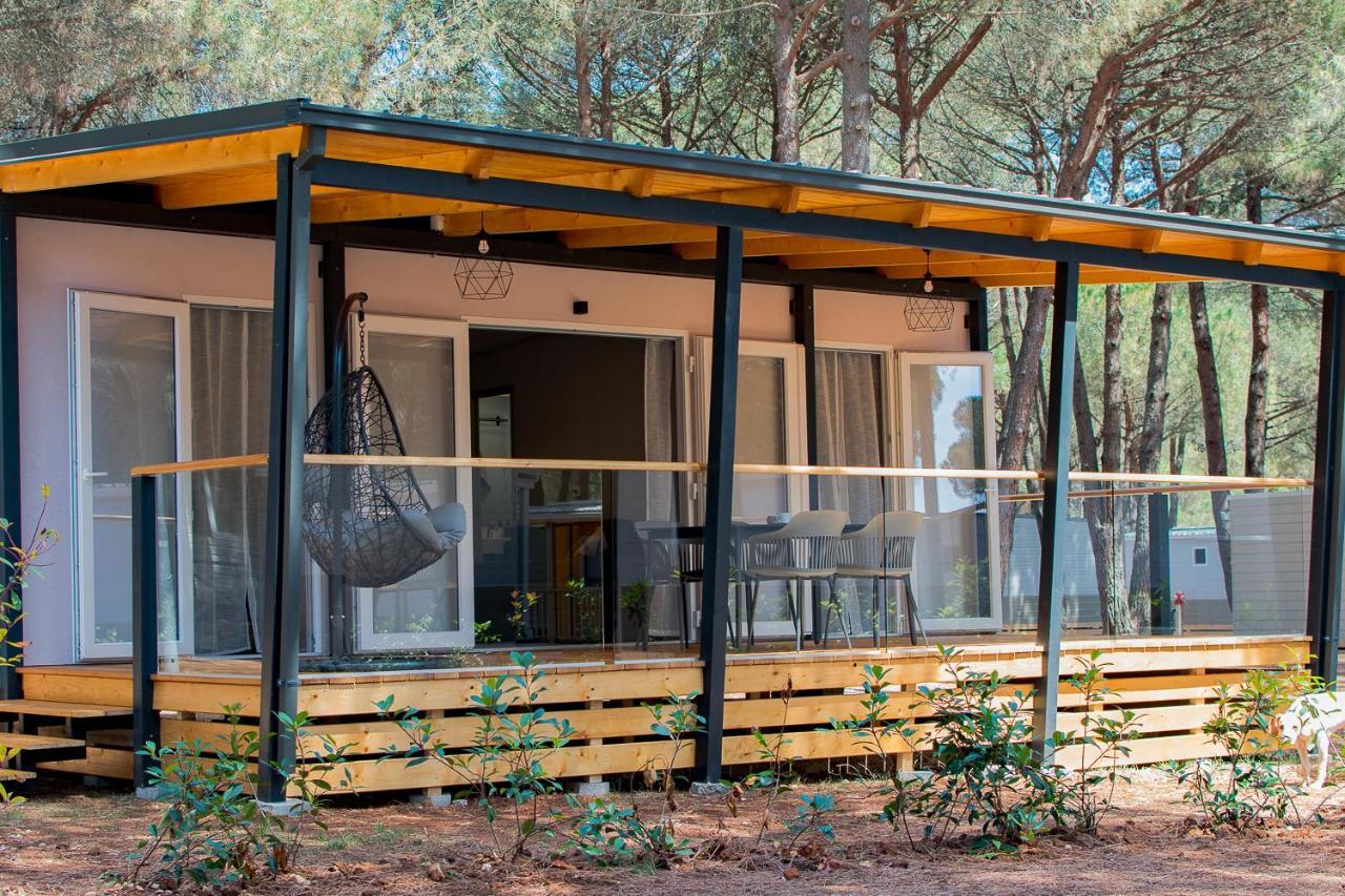 Lux Camp - Mobile Homes In Bi Village فاجانا المظهر الخارجي الصورة