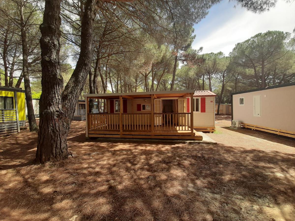 Lux Camp - Mobile Homes In Bi Village فاجانا المظهر الخارجي الصورة