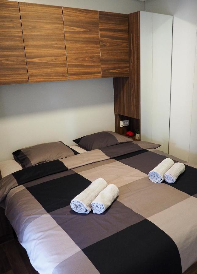 Lux Camp - Mobile Homes In Bi Village فاجانا المظهر الخارجي الصورة
