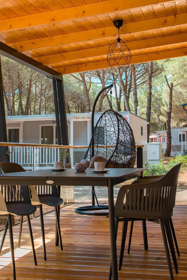 Lux Camp - Mobile Homes In Bi Village فاجانا المظهر الخارجي الصورة